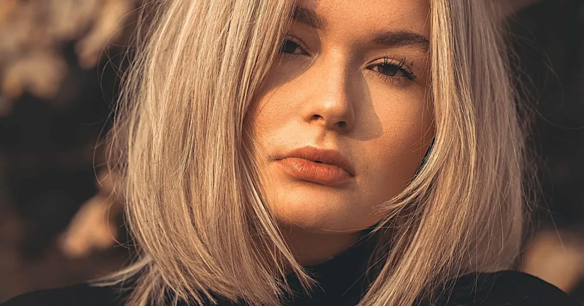 How to Style Shoulder-Length Hair for Everyday Looks