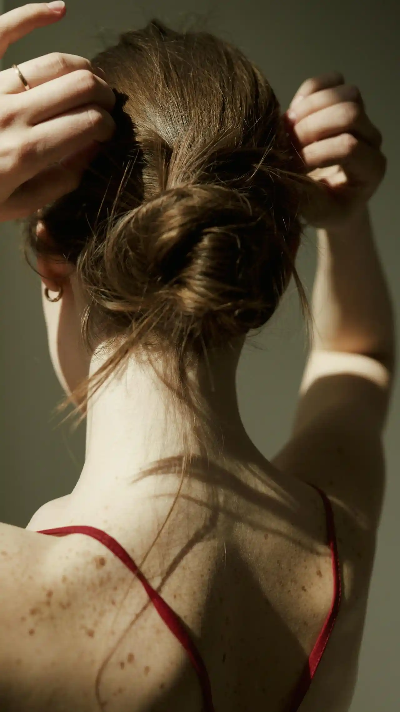 What to Do With Your Hair When It’s Messy: Easy Fixes That Look Intentional